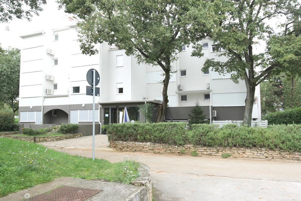 Rona Apartments Volta Pula Exterior foto
